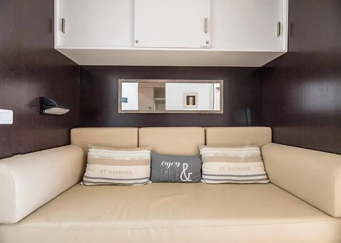 4* Piscine Et A Pied Порто-Веккіо