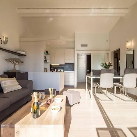 Appartement 4* Piscine Et A Pied Porto-Vecchio (Corsica)