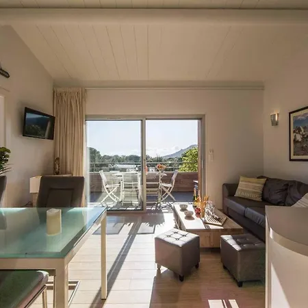 Apartment 4* Piscine Et A Pied Porto-Vecchio (Corsica)