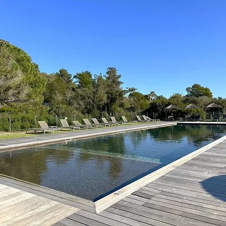 4* Piscine Et A Pied