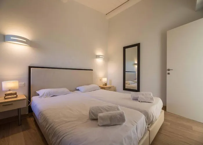 4* Piscine Et A Pied Apartamento