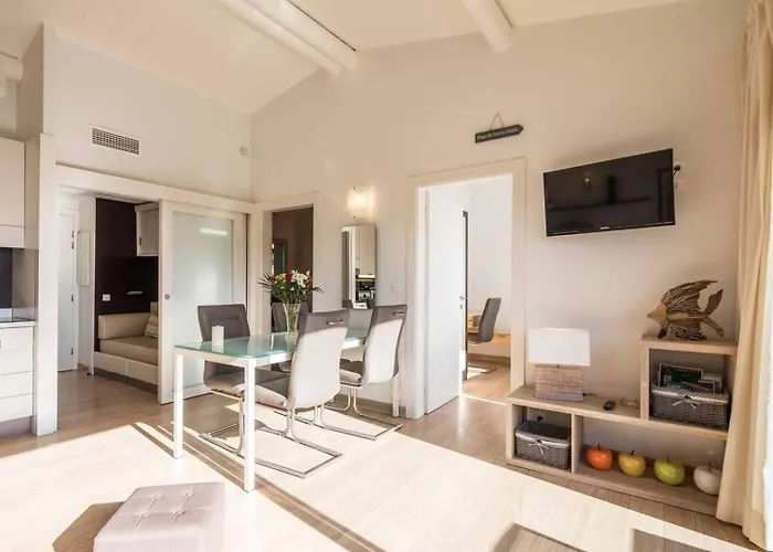 4* Piscine Et A Pied Apartamento